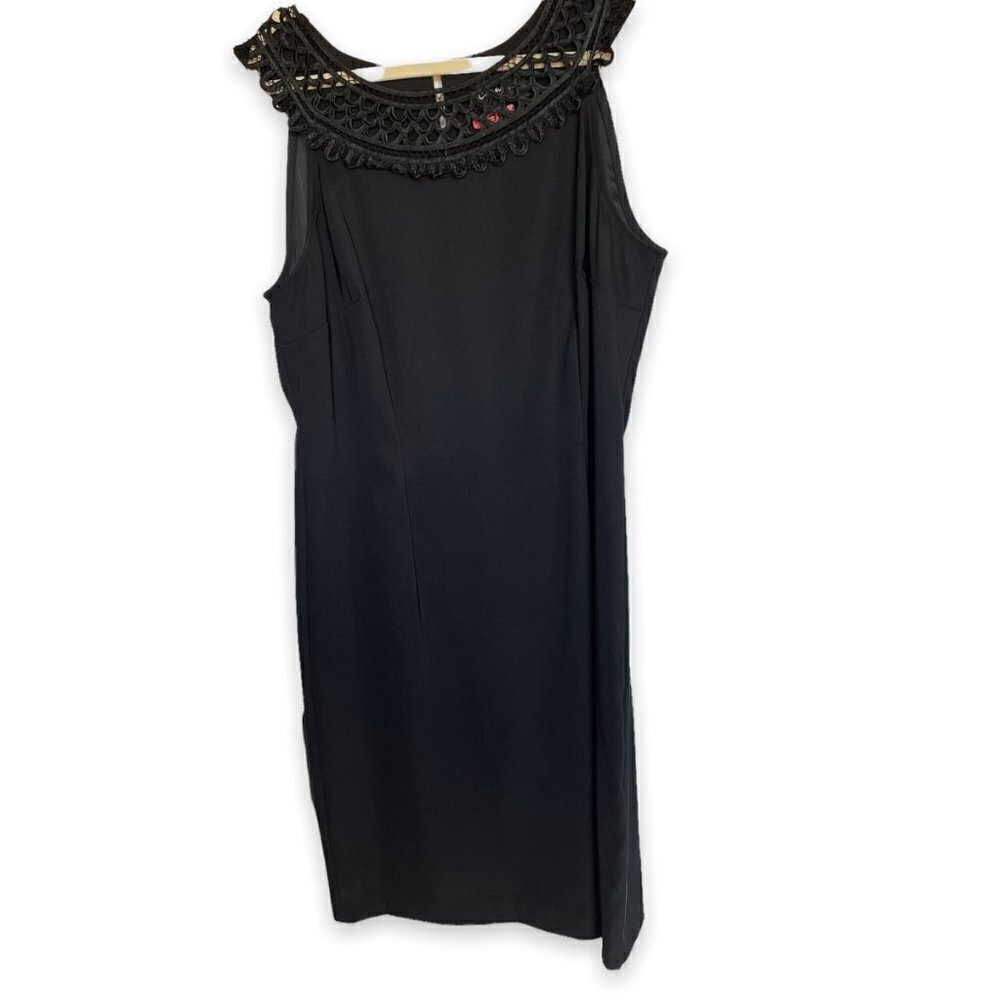 Connected Sheath Dress Sleeveless Eyelet Trimmed Knee Length Black Dress Size 14